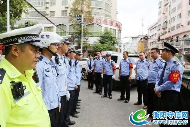 罗小伟同志一行慰问国庆节坚守岗位的公安民警