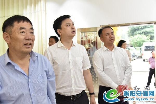 衡阳市副市长廖健来到衡东 深入东健药业调研企业发展建设情况