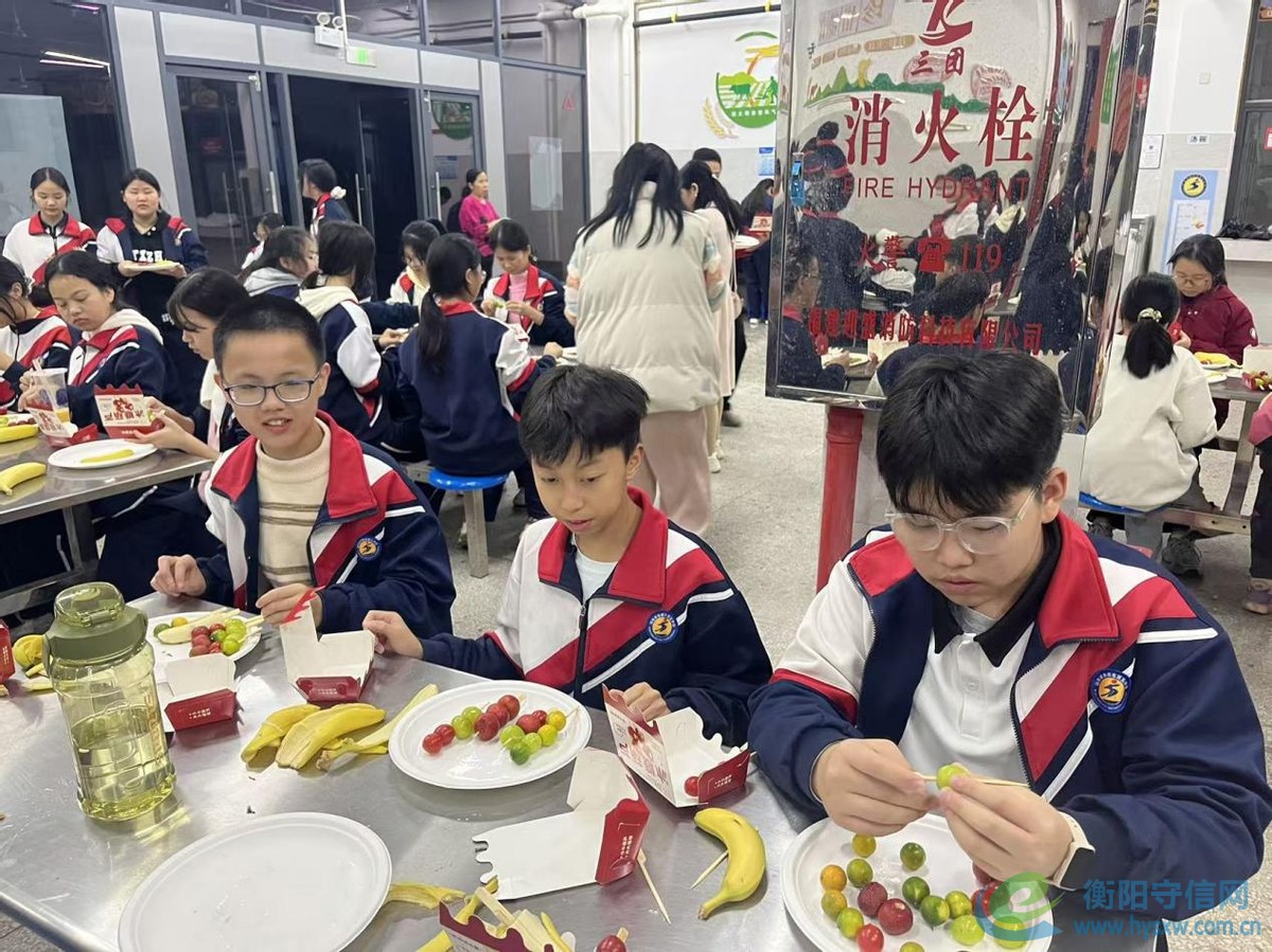 3ef2c2384d0844ffa93c9221b072f799_tplv-tt-origin-web_gif.jpeg 3ef2c2384d0844ffa93c9221b072f799_tplv-tt-origin-web_gif.jpeg